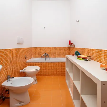 La Mela - De Vivo Realty * Meta