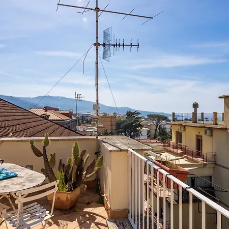 La Mela - De Vivo Realty Apartmán