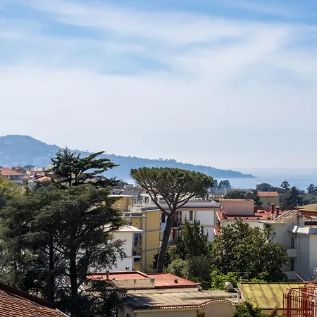 La Mela - De Vivo Realty Apartmán *
